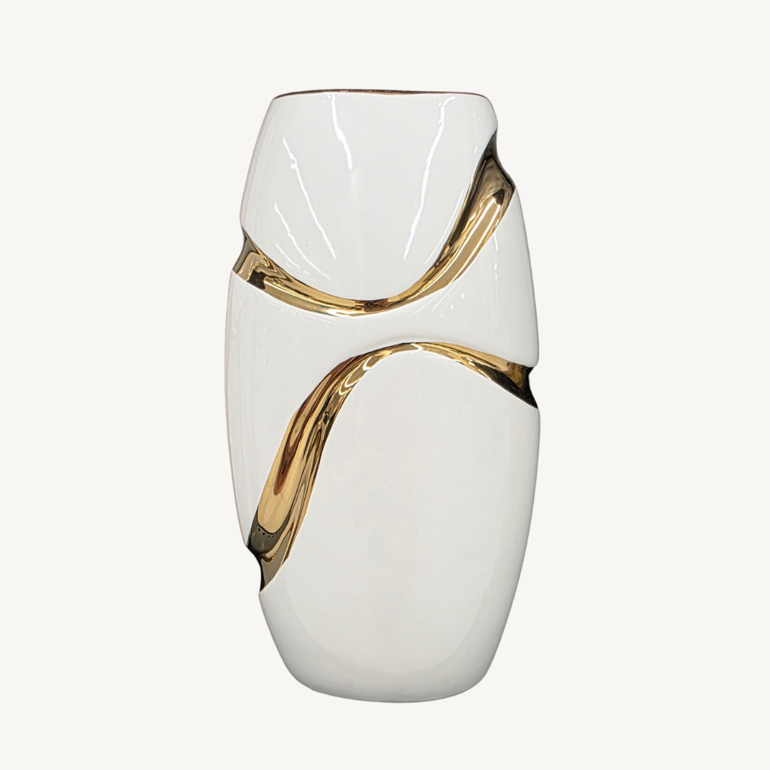 White and gold decorative jug, 14 × 11 × 26 cm, AB