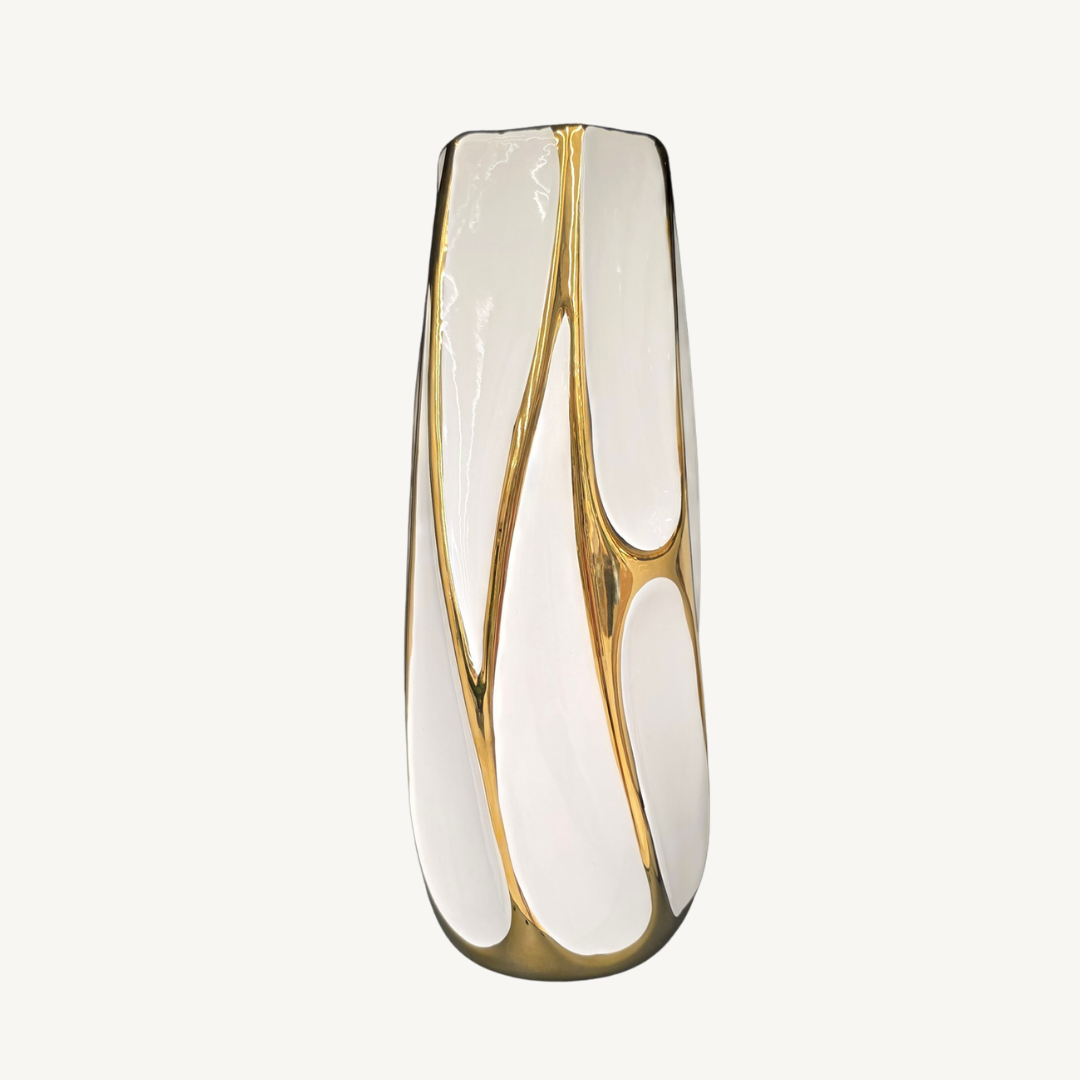 White and gold decorative jug, 12.5 × 12.5 × 30 cm AB