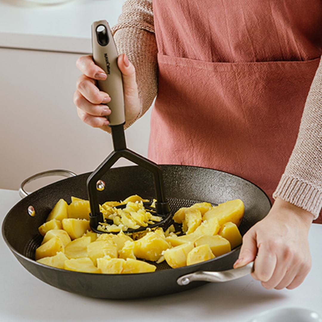 27cm Misty NV Potato Masher
