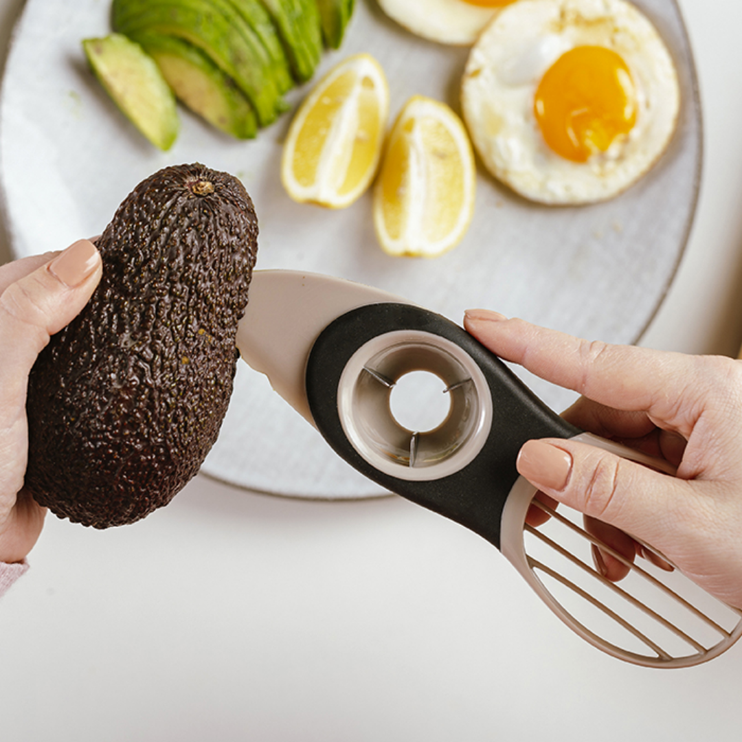 19.5cm Misty NV Plastic Avocado Cutter
