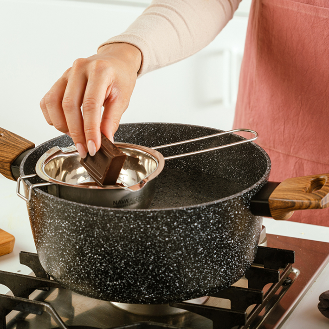 Panela p/Derr. Choc./Mant. Aço Inox 24,5cm Ac NV
