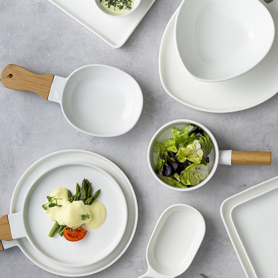 Porcelain Plate with Bamboo Handle, 32cm, Terrest. NV