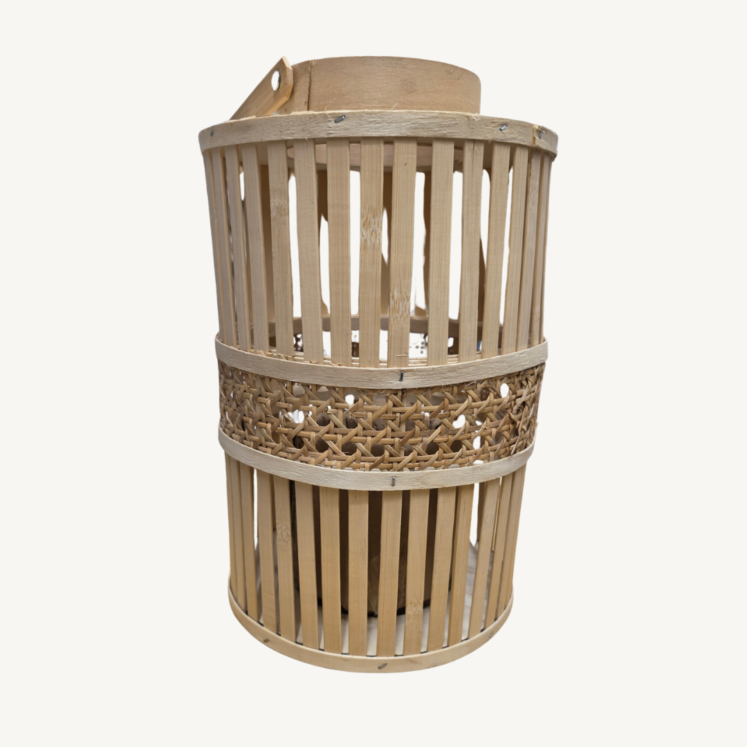 NATURAL BAMBOO DECORATIVE LANTERN WITH GRD AR CANDLE