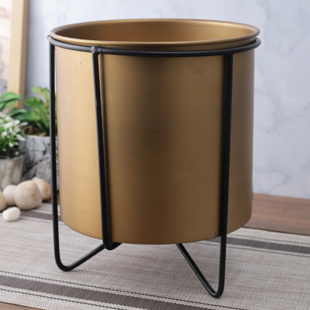 Vaso Metal Dourado c/ Suporte Preto 21x23cm G AR